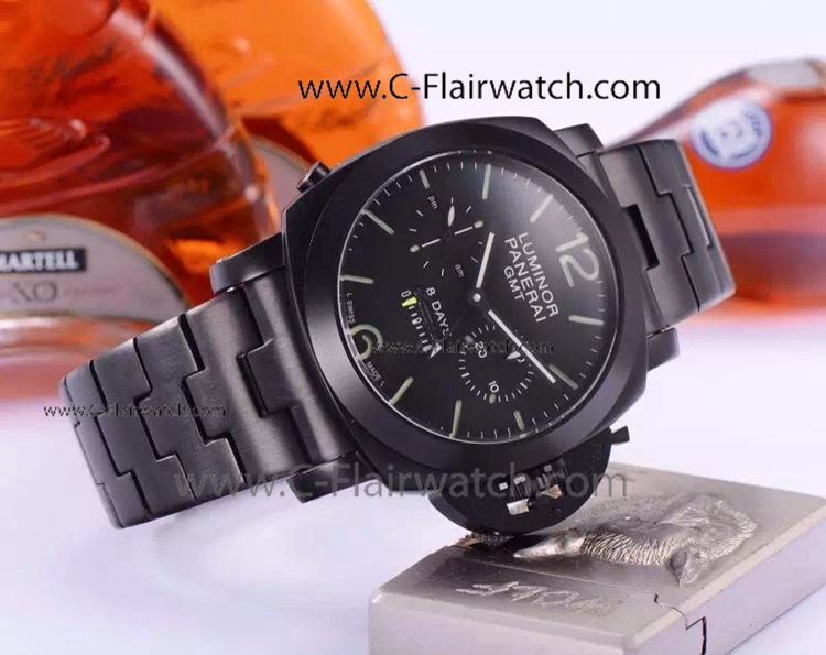 Replica Solid Black Panerai Luminor GMT 8 Days Watch